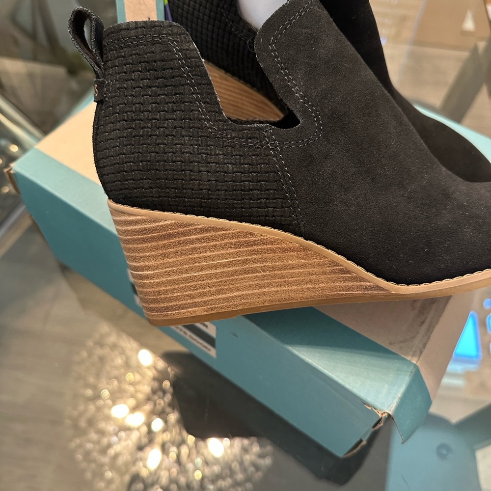 Toms Black Booties wood stacked wedge heel 7.5 M